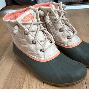 Sperry Quilted Two-Tone Boots